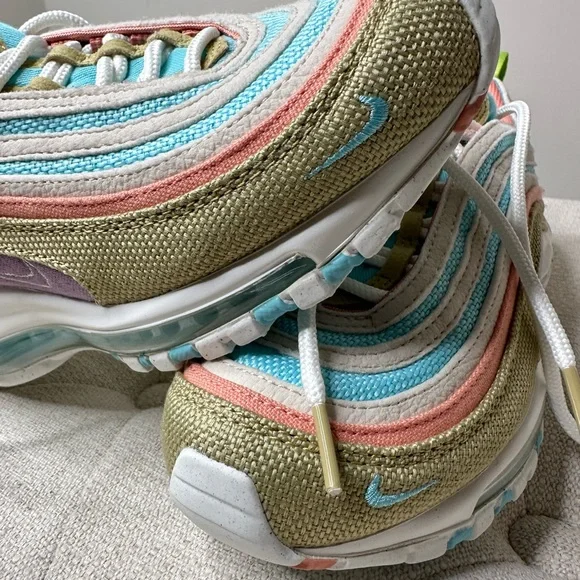 Nike AirMax 97 SE - Picture 7 of 8